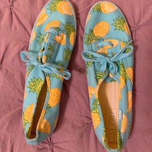 Size 10 Keds w pineapple print🍍